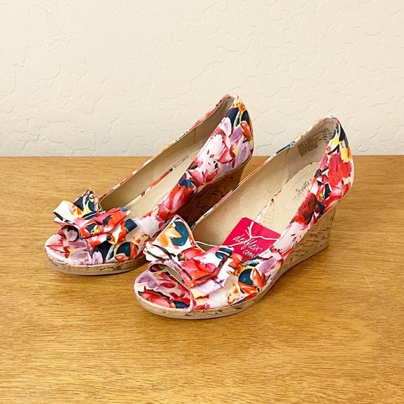 dexflex comfort wedge shoes